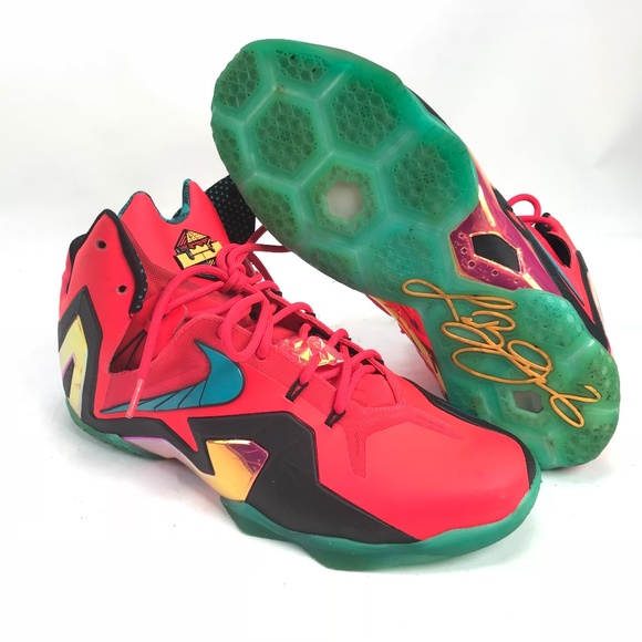 lebron 11 superhero
